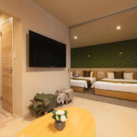 Grand Base Crane Aparthotel Фукуока Екстериор снимка