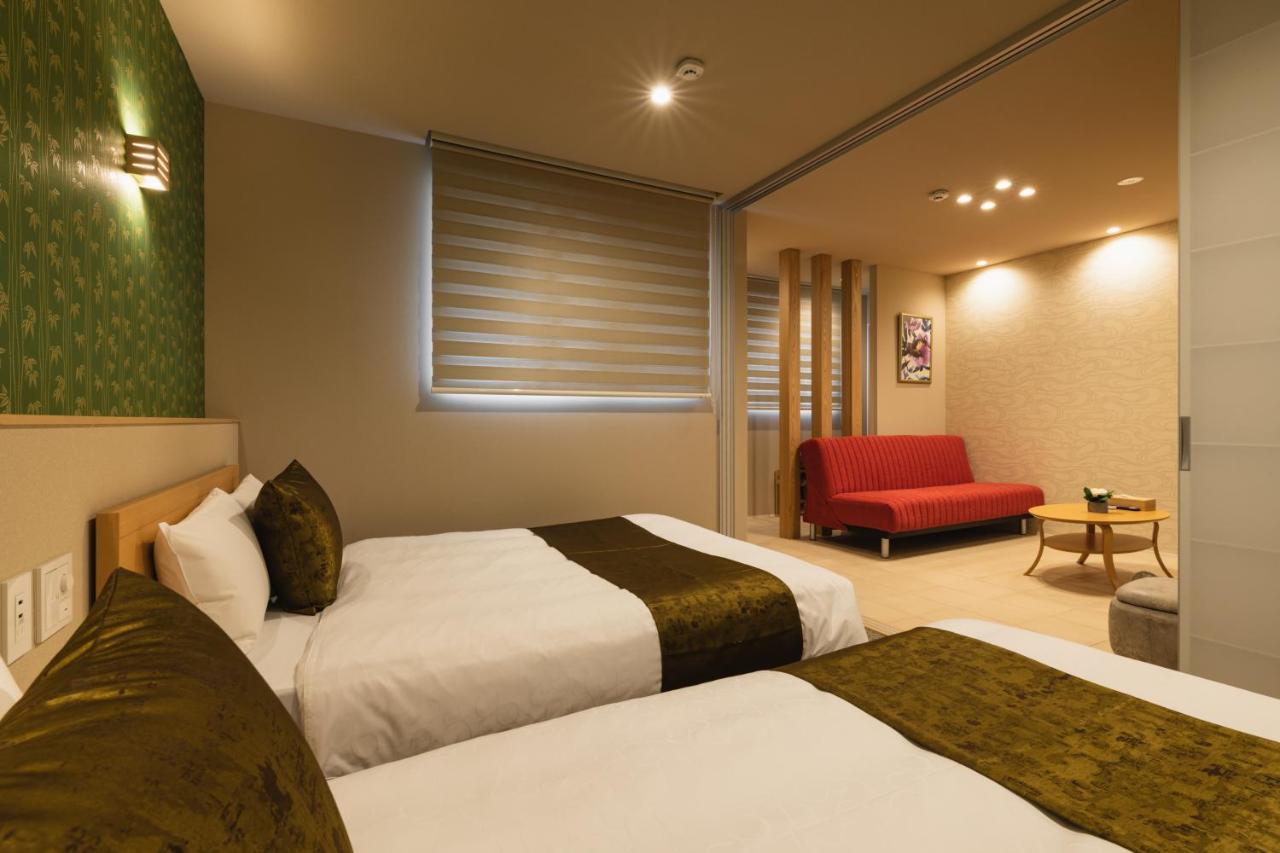 Grand Base Crane Aparthotel Фукуока Екстериор снимка
