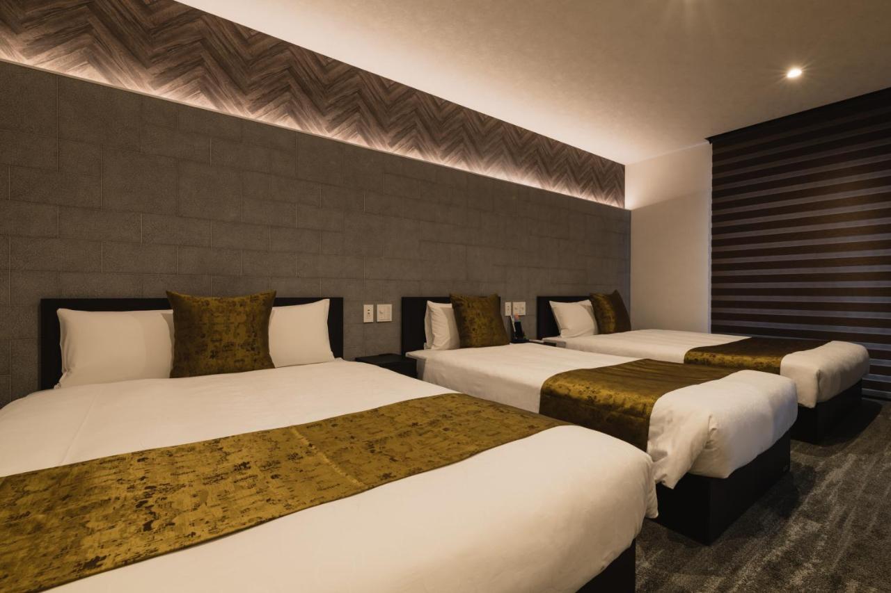 Grand Base Crane Aparthotel Фукуока Екстериор снимка